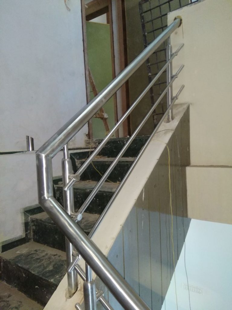 Sturdy and elegant hand railing design from a trusted manufacturer.