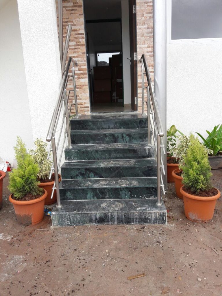 Stainless steel handrail railing for outdoor staircase